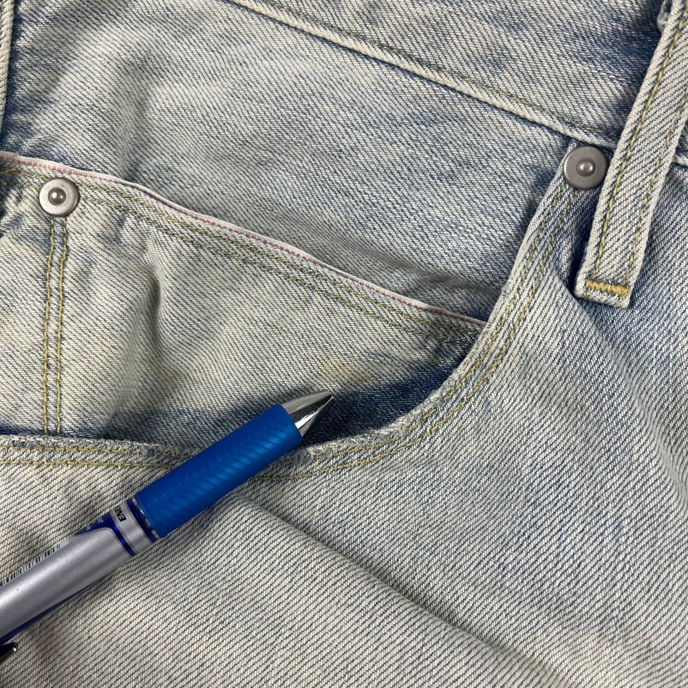 Y2K Levi Engineered Jeans Men 30 Light Wash Twisted Buckle Button Fly 32x32 - Picture 10 of 16
